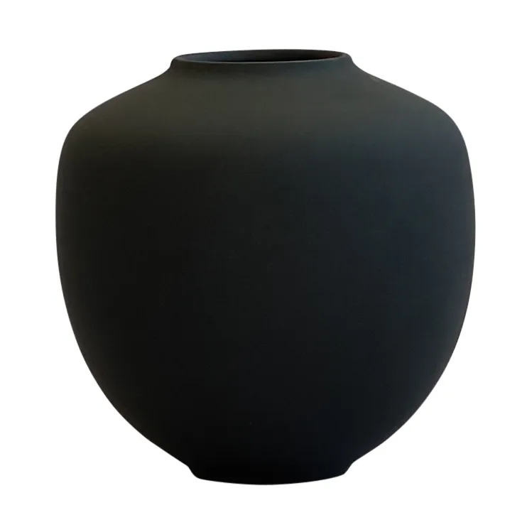 Sunao vase small 15.5 cm, Black 101 Copenhagen