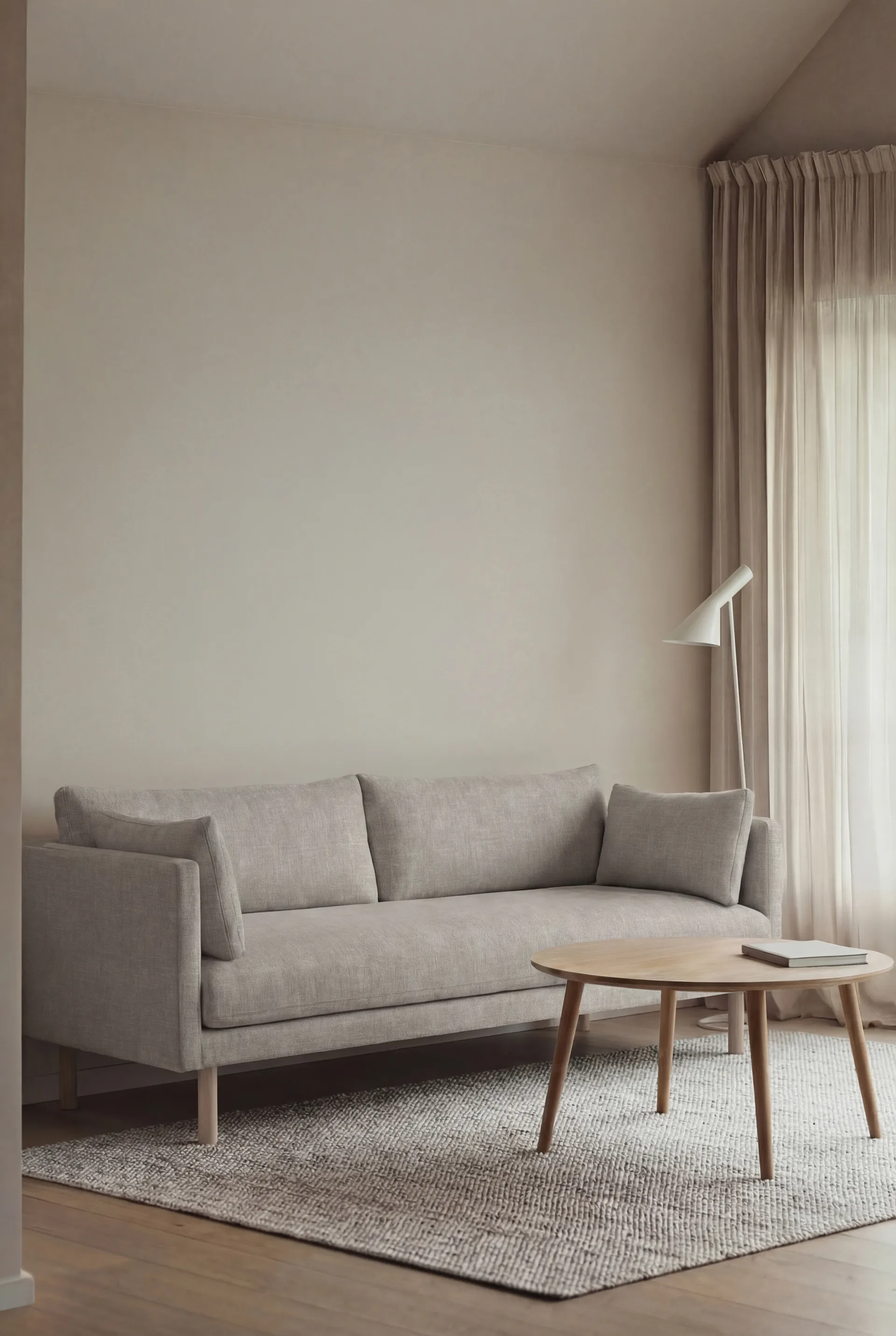 Linnevik sofa, Same Grey 6673-white-oiled oak, 3-seater, without skirt 1898