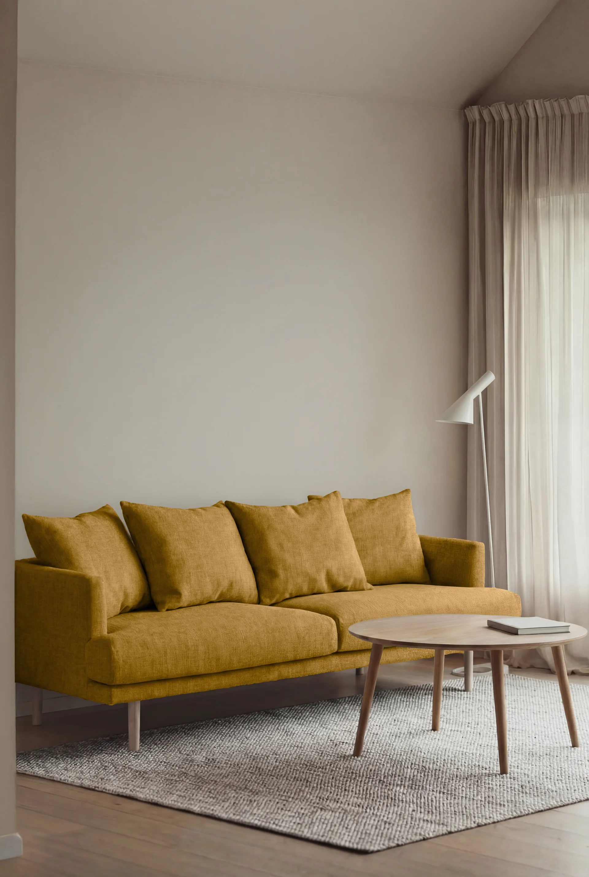 Sjövik sofa, Luiza Mustard 3972-white-oiled oak, 3-seater 1898