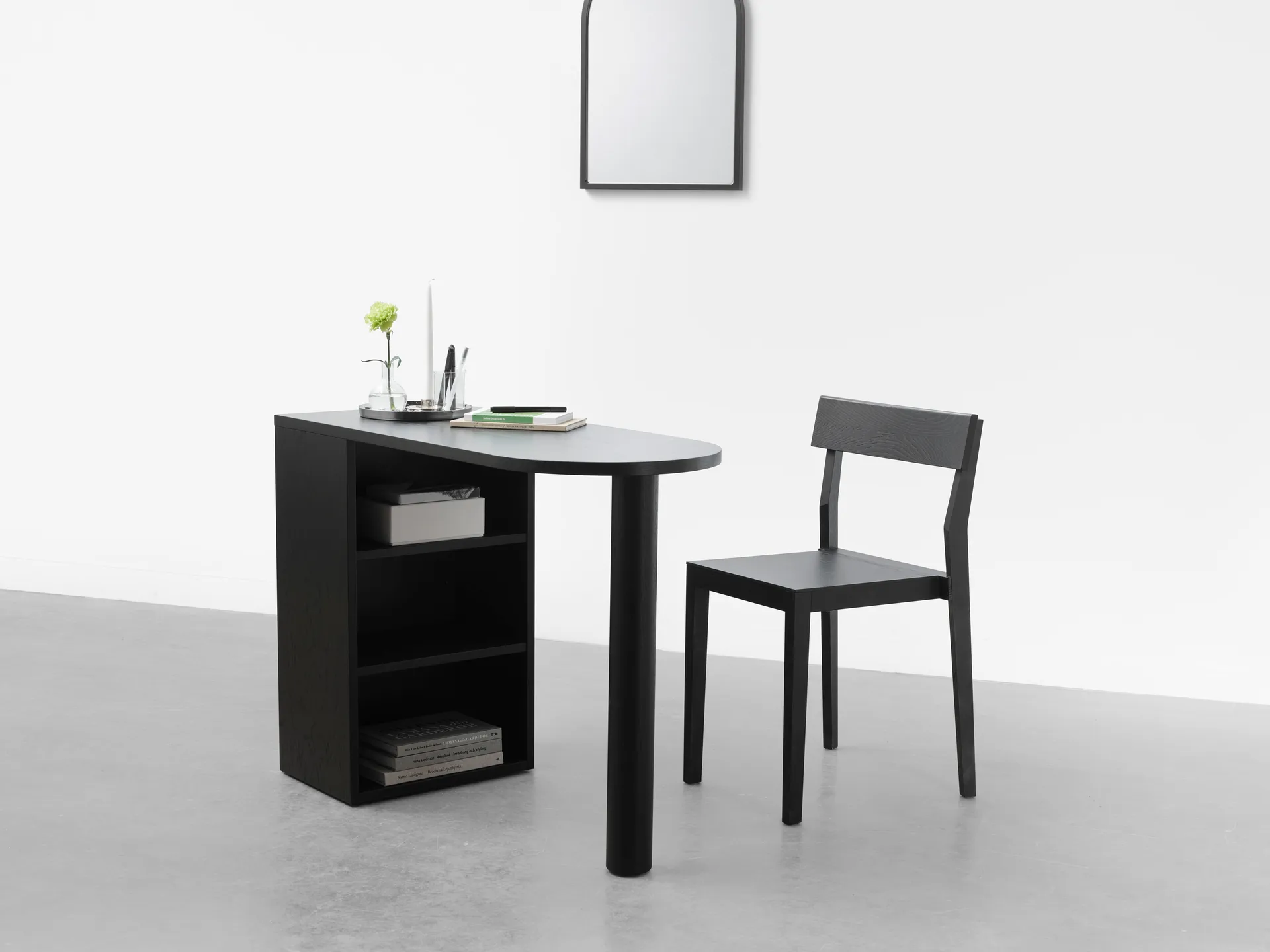 Hub desk, Black-stained oak, 100x73x43 cm A2