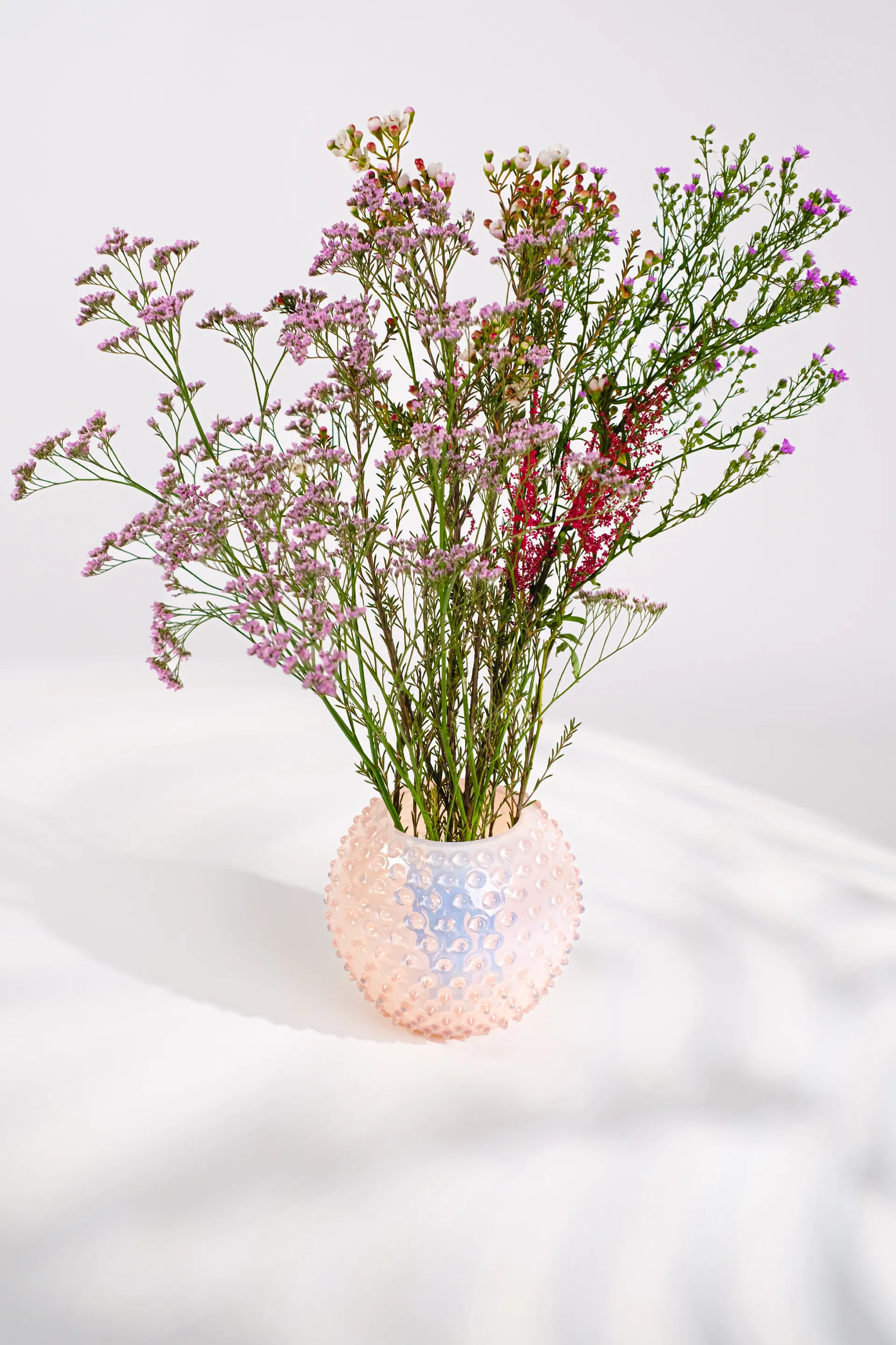 Hobnail Globe vase 18 cm, Soft Pink Anna Von Lipa