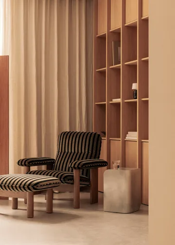 Brasilia armchair - Walnut-Cabanon soft - Audo Copenhagen