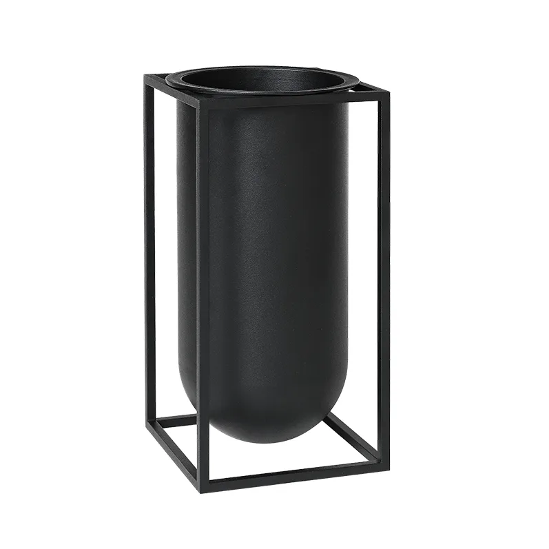 Kubus vase Lolo, black Audo Copenhagen