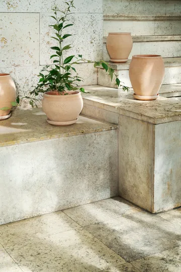 Delphi pot with saucer, 2 pieces - Pink, Ø24 cm, low - Bergs Potter