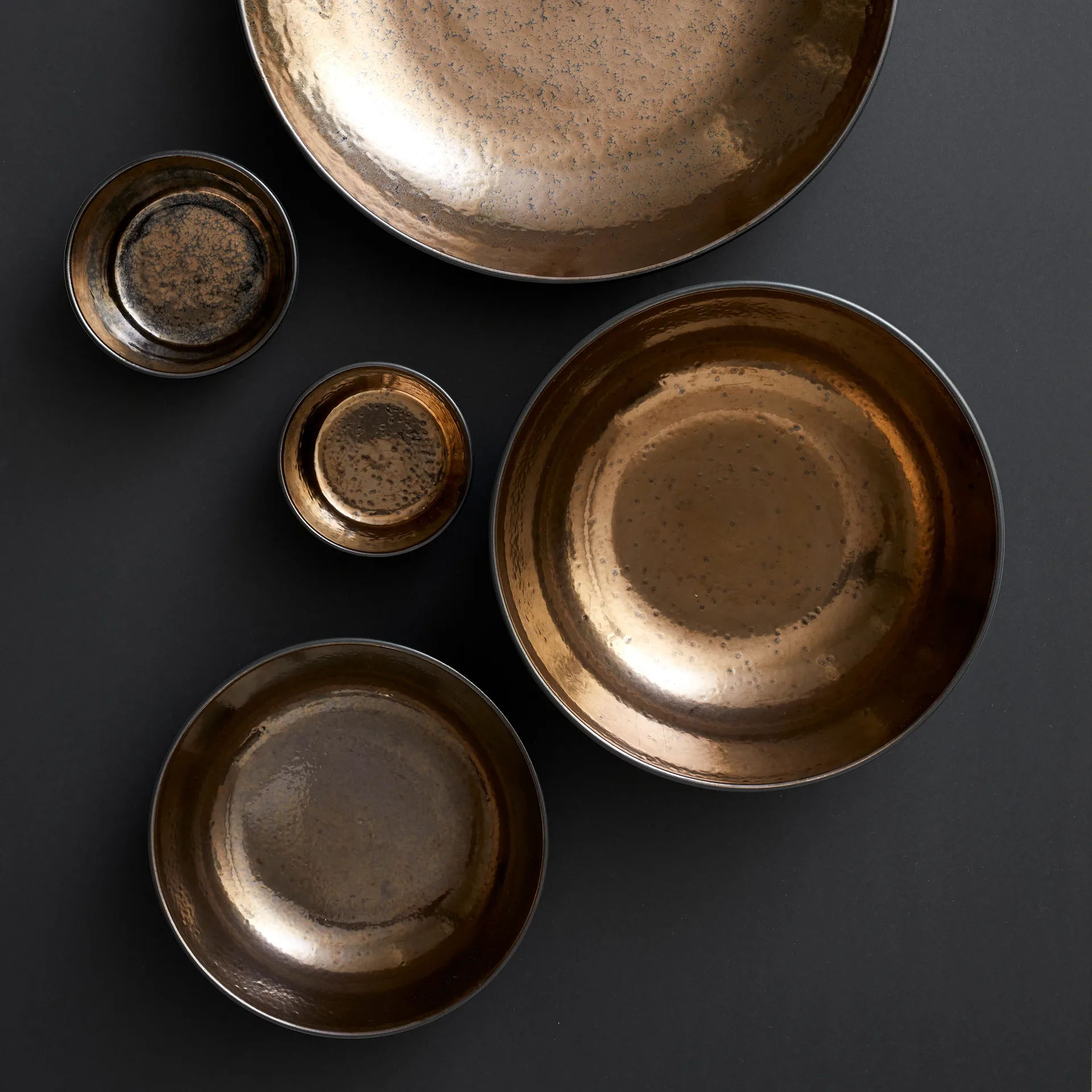 Bitz salad bowl 24 cm, Black-bronze Bitz