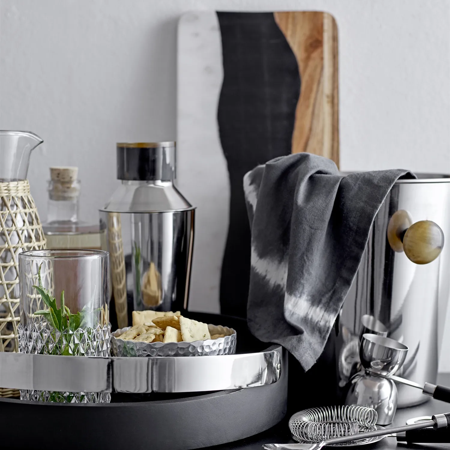 Bloomingville cutting board marble-resin-acacia, 18x39.5 cm Bloomingville