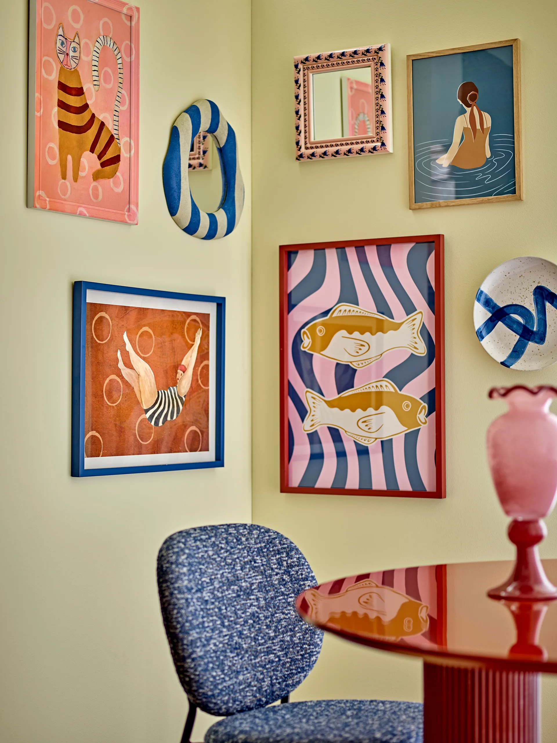 Missy illustration with frame 40x56 cm, Rose Bloomingville