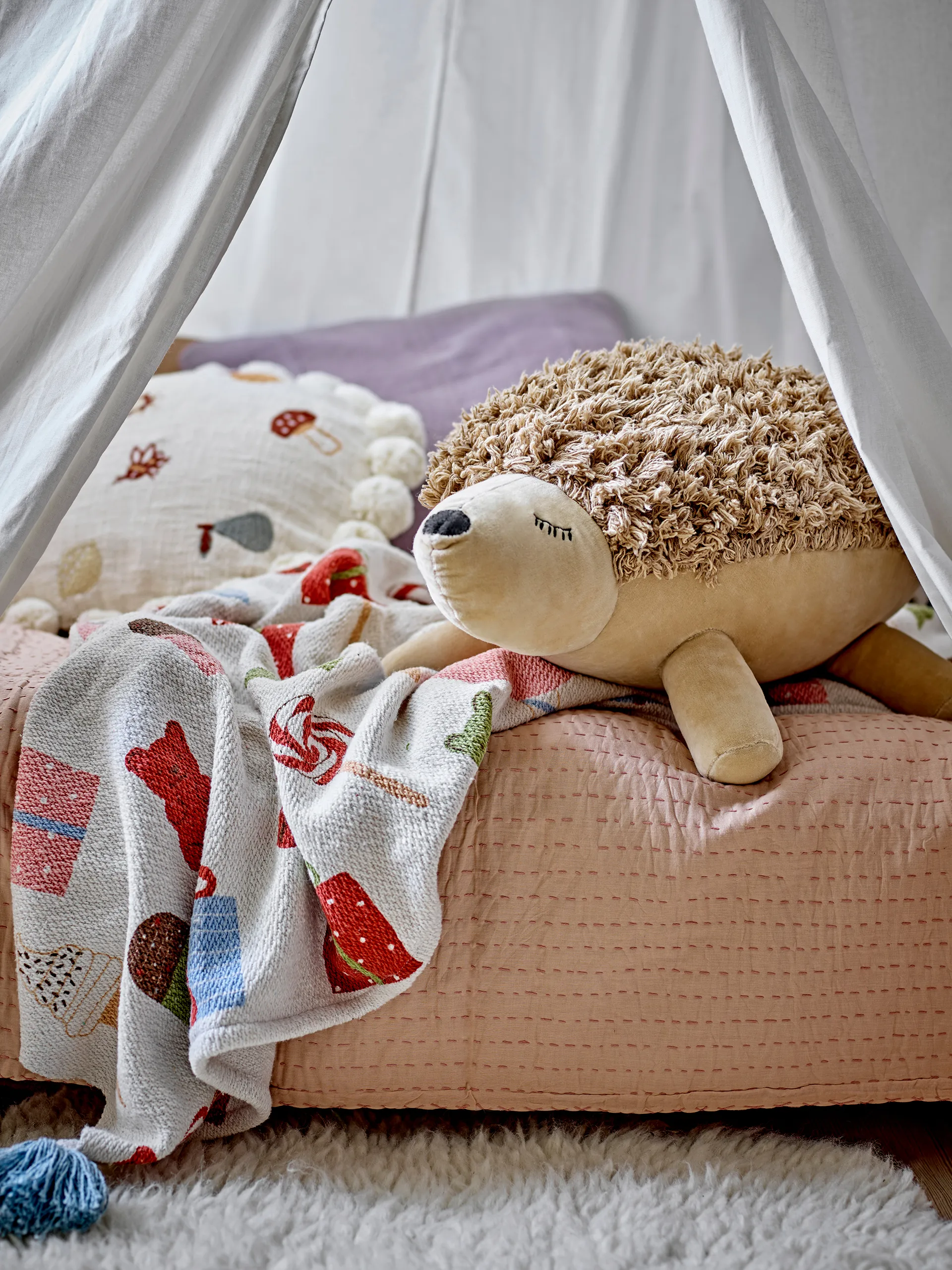 Sweets blanket 130x160 cm, Nature Bloomingville