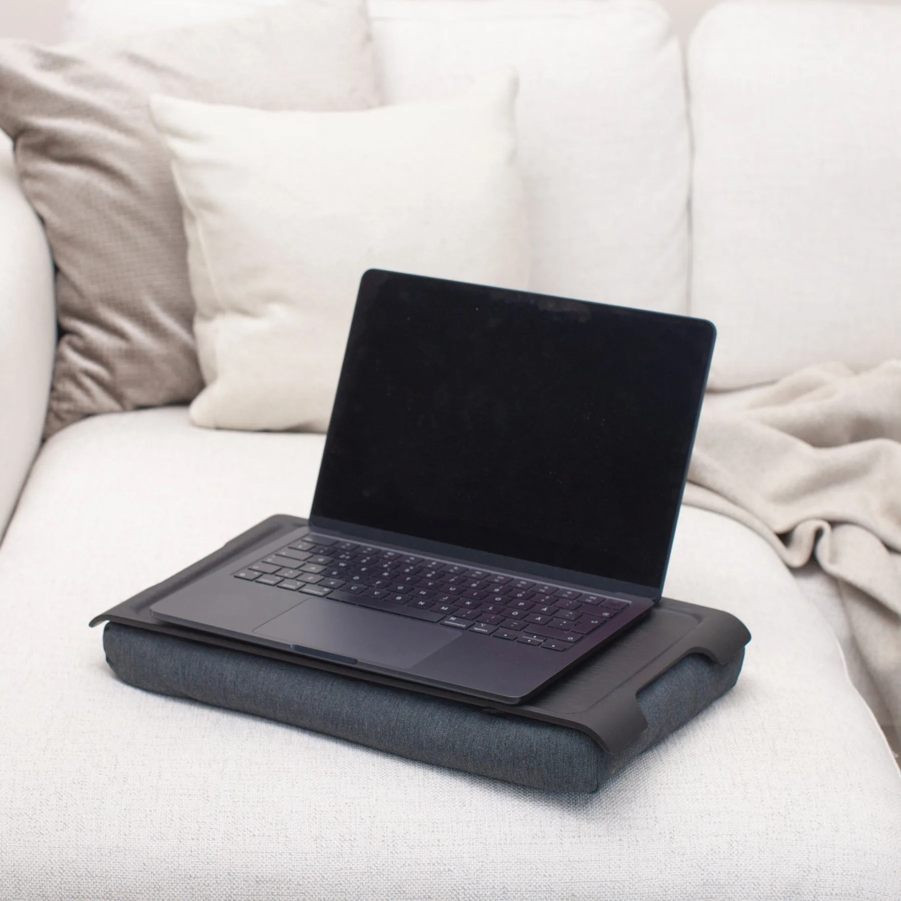 Laptray anti-slip 43x23 cm, Black willow-grey Bosign