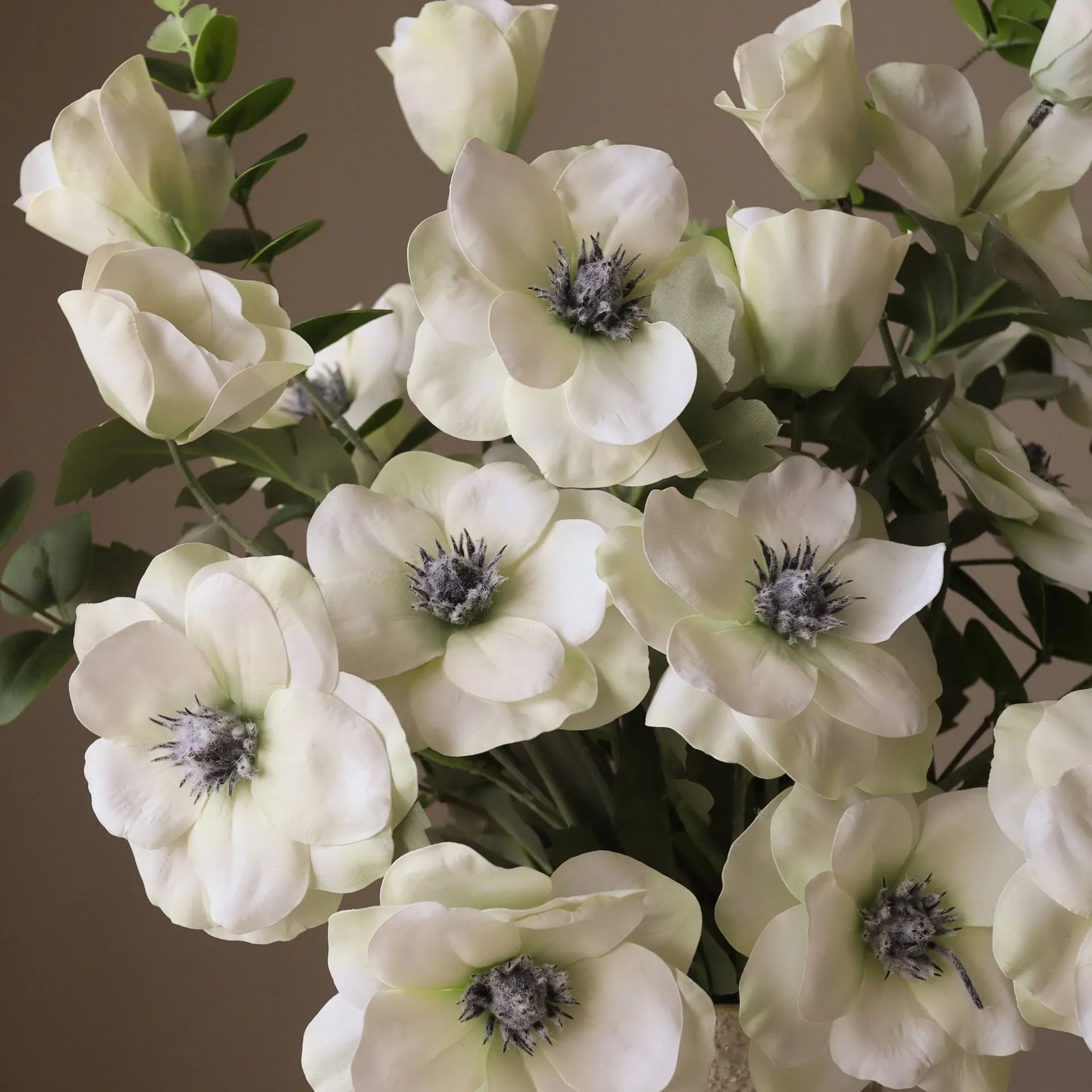 White Satin artificial bouquet, Anemone-eucalyptus 9 pcs Botané
