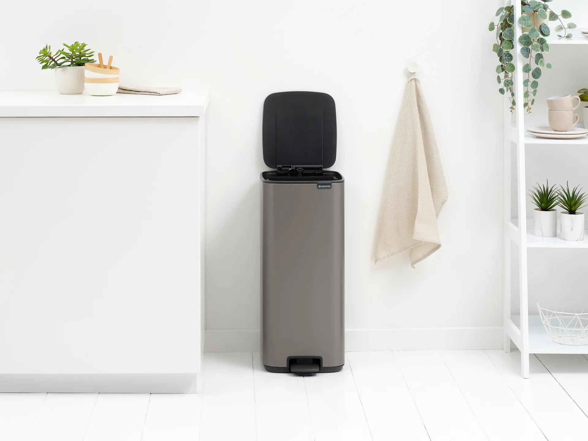 Bo pedal bin 30 L, Platinum Brabantia