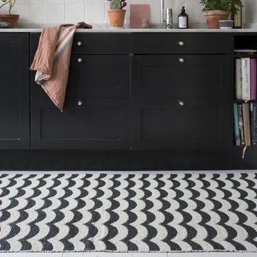 Ocean rug beluga - 70x200 cm - Brita Sweden