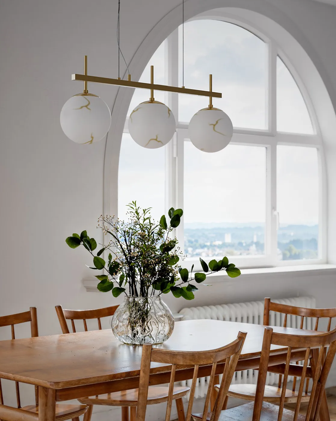 Bellagio ceiling light 3-lite, Brass-white By Rydéns