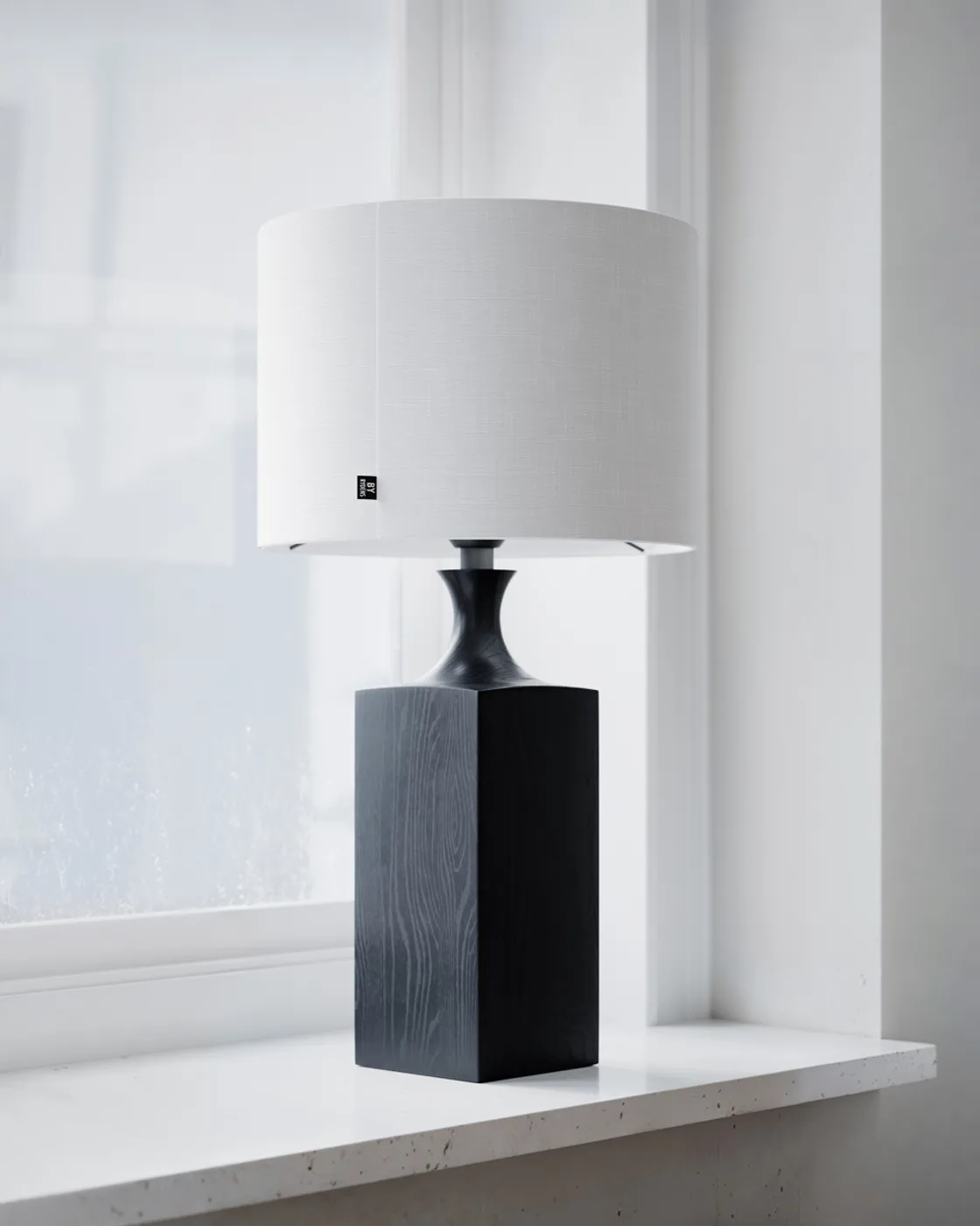Woody table lamp 56 cm, Black-white By Rydéns