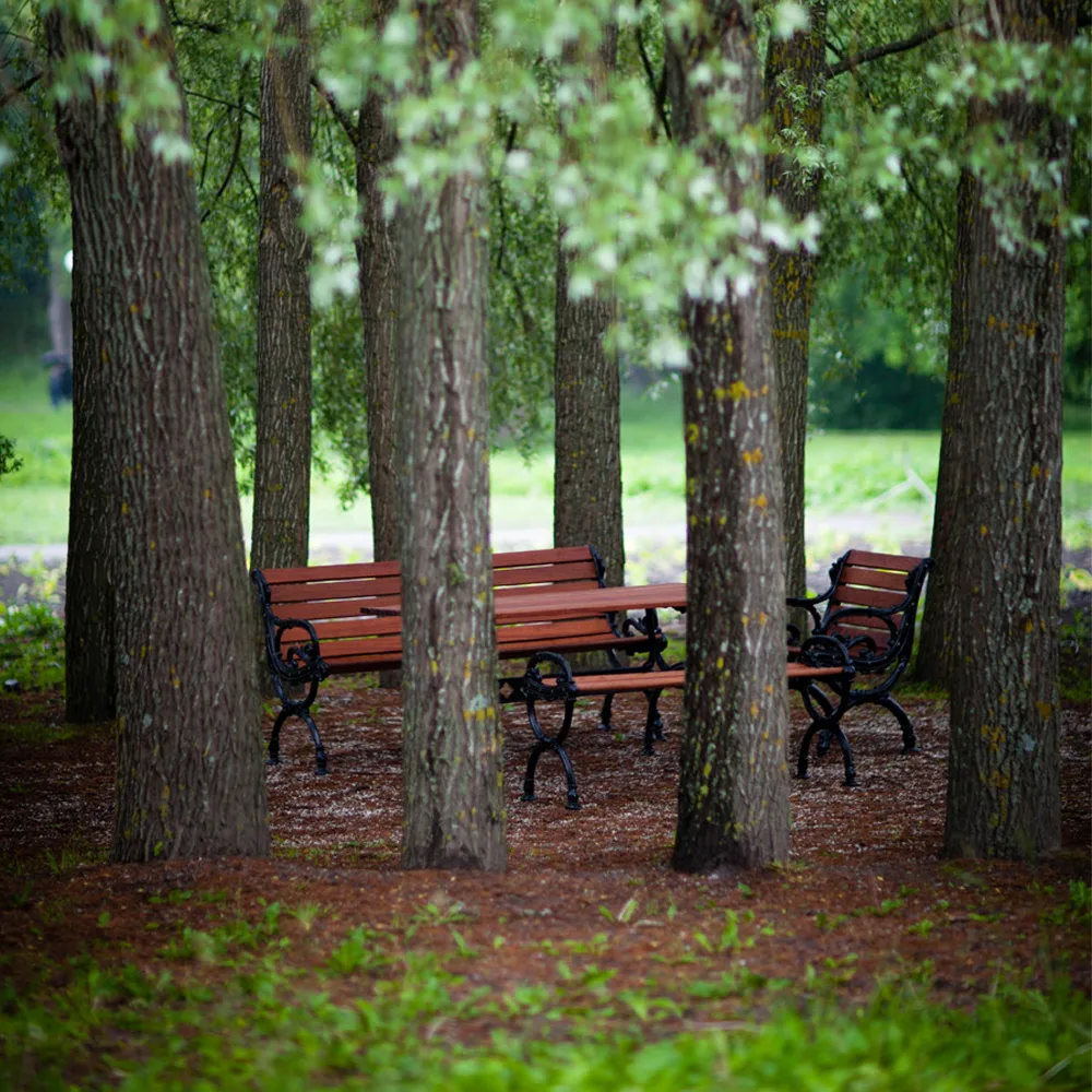 Byarum Bench, Pine brown glaze, green stand Byarums bruk