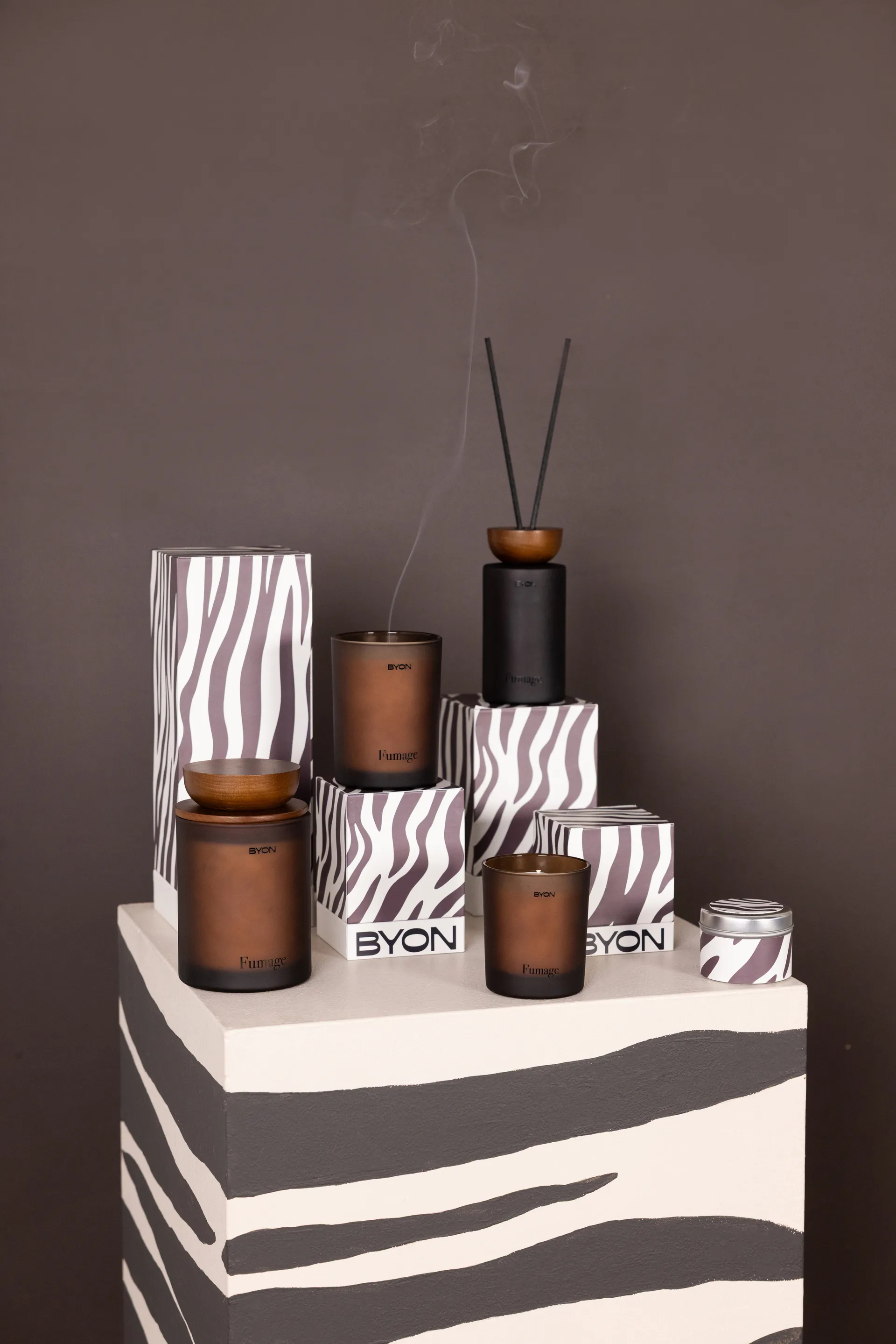 Fumage scented candle, 55 h Byon