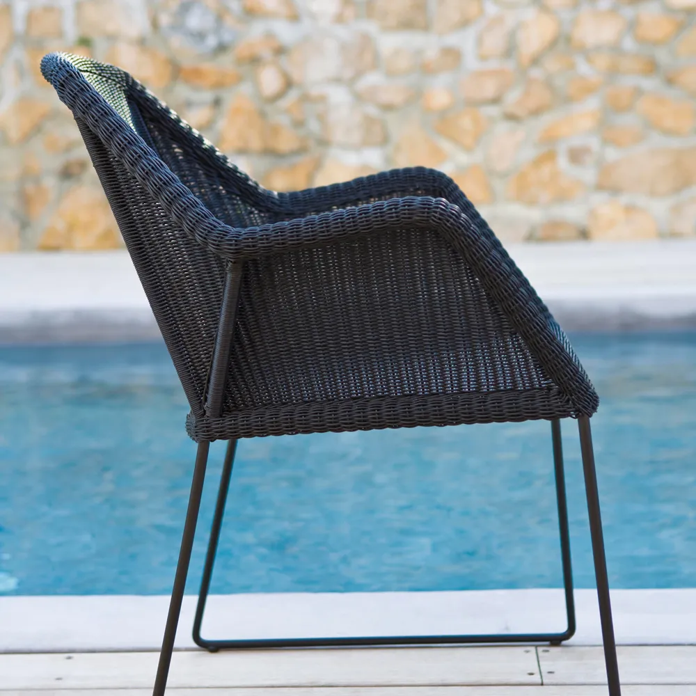 Breeze armchair weave, Light grey Cane-line
