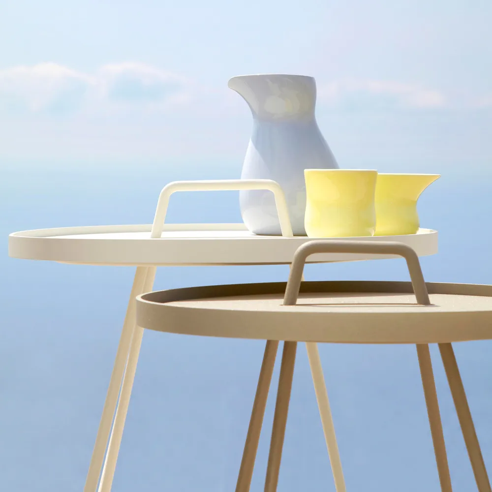 On the move table Ø37 cm, Black Cane-line