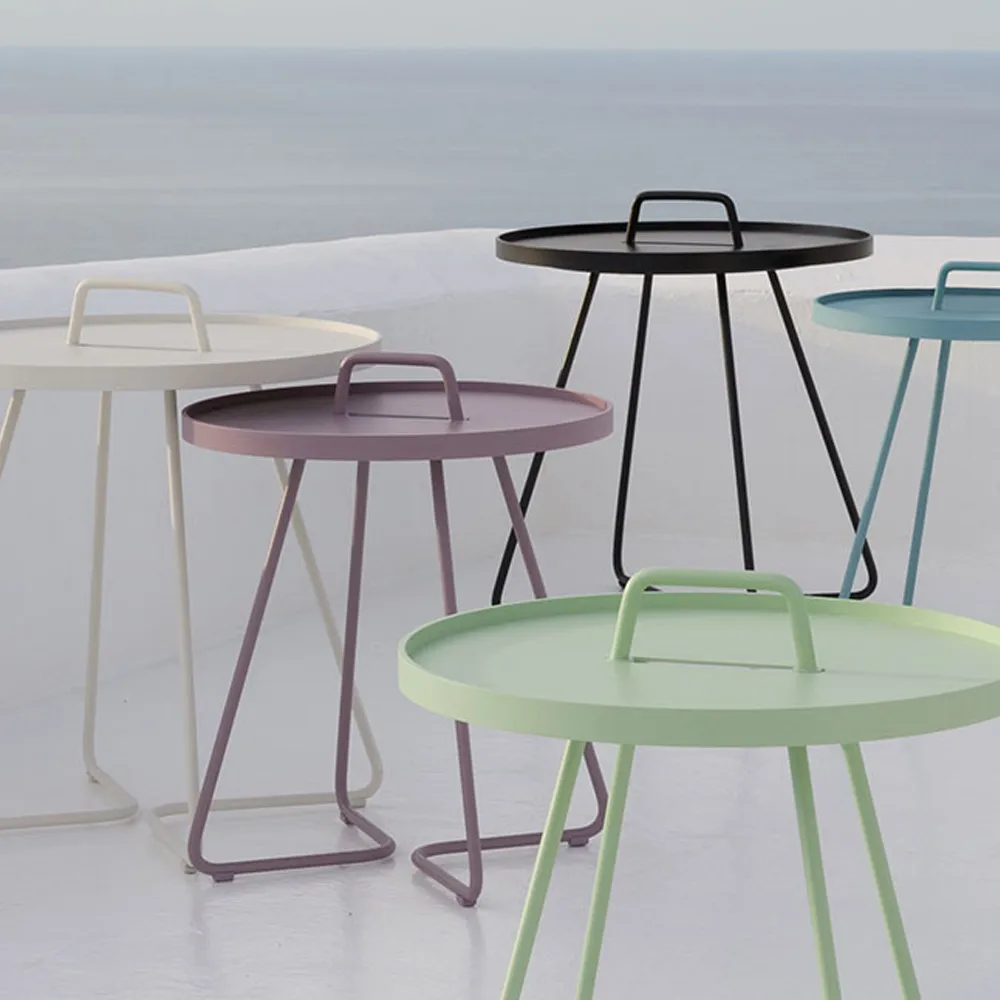 On the move table Ø44 cm, Dark green Cane-line