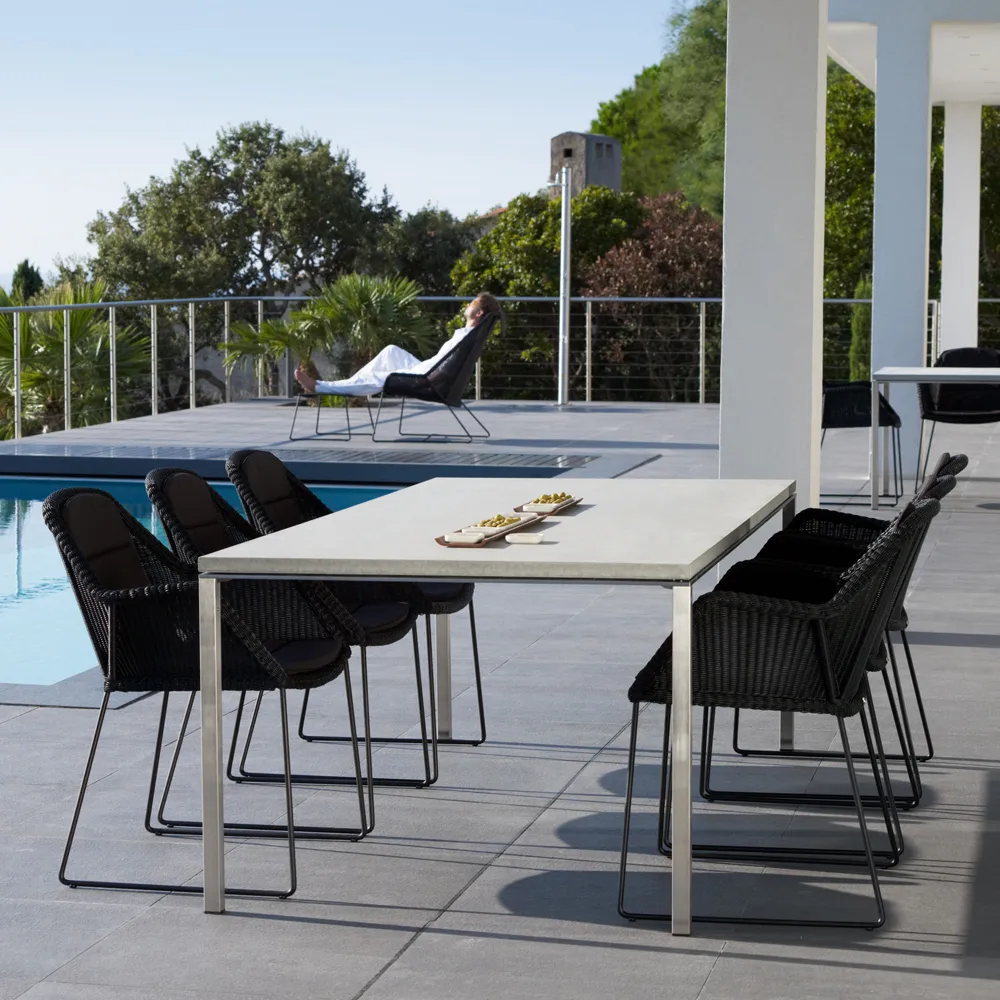 Pure dining table, Nero-light grey 150x90 cm Cane-line