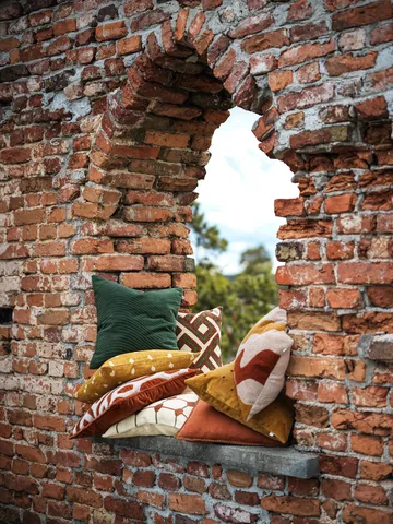 Yash reverse cushion cover 50x50 cm - Spicy yellow base - Chhatwal & Jonsson