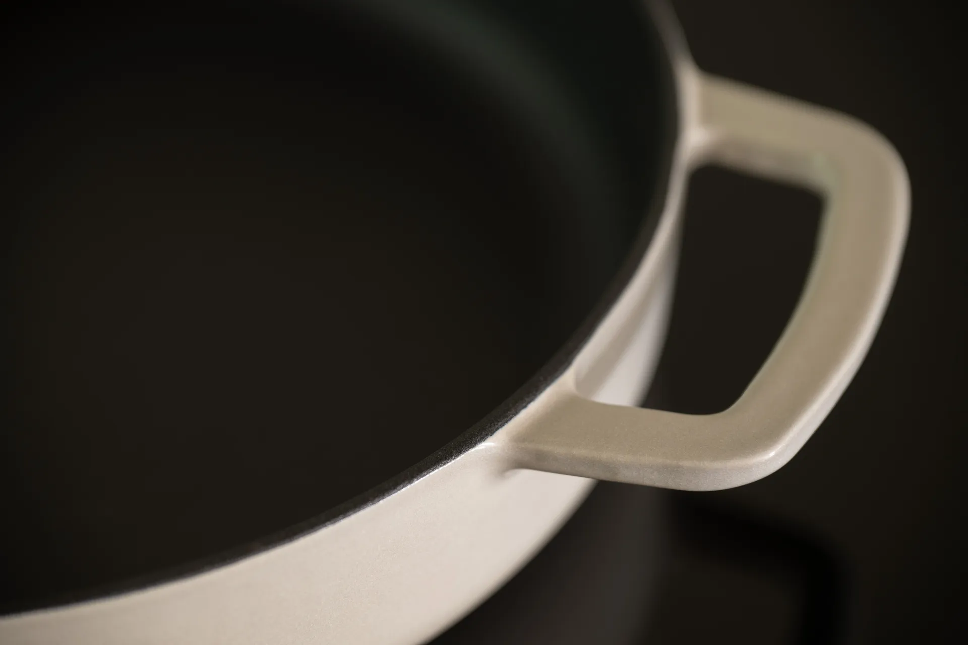Combekk Enameled cast iron frying pan Ø28 cm, Sand Combekk