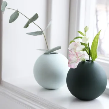 Ball vase dark green - 8 cm - Cooee Design