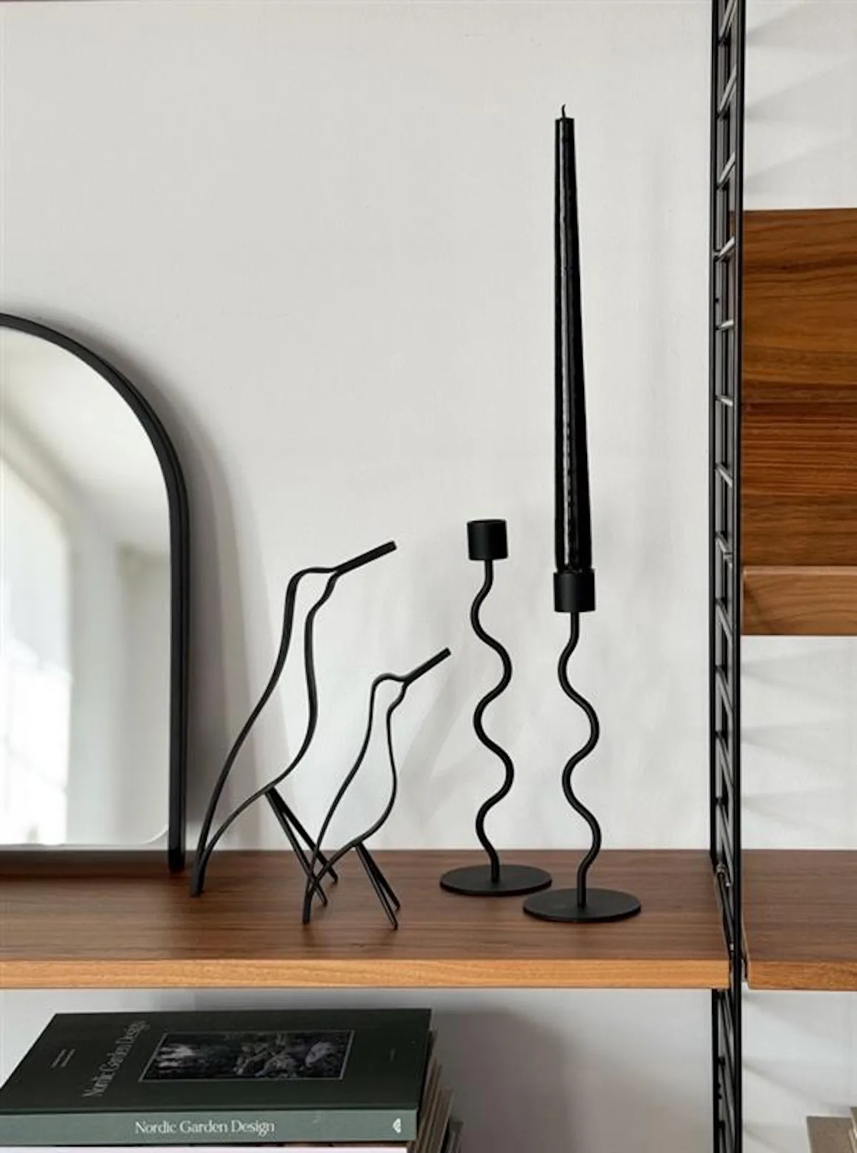 Woody Bird high 18 cm, Black stained oak Cooee Design