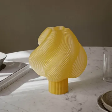 Soft Serve portable table lamp - Limoncello sorbet, 23 cm - Crème Atelier