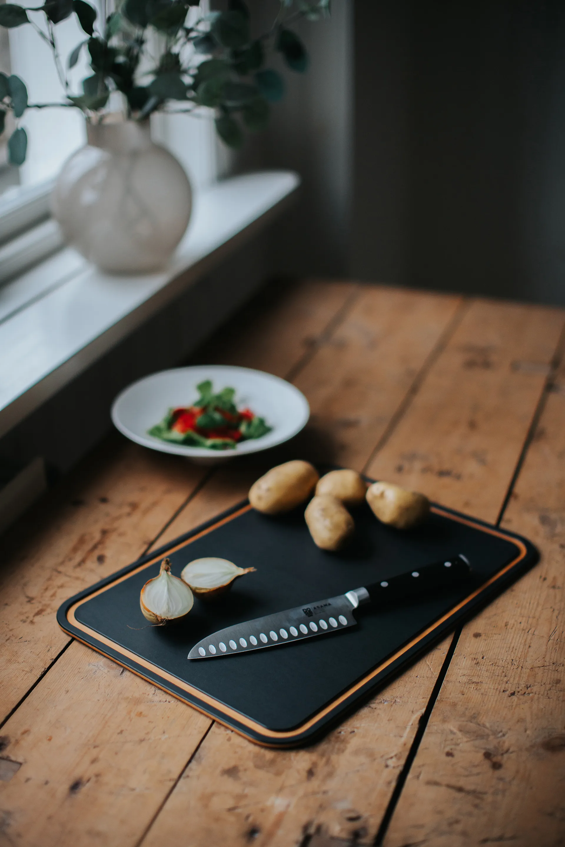 Sami chopping board pressed wood fiber, Black, 37x27.5 cm Dorre