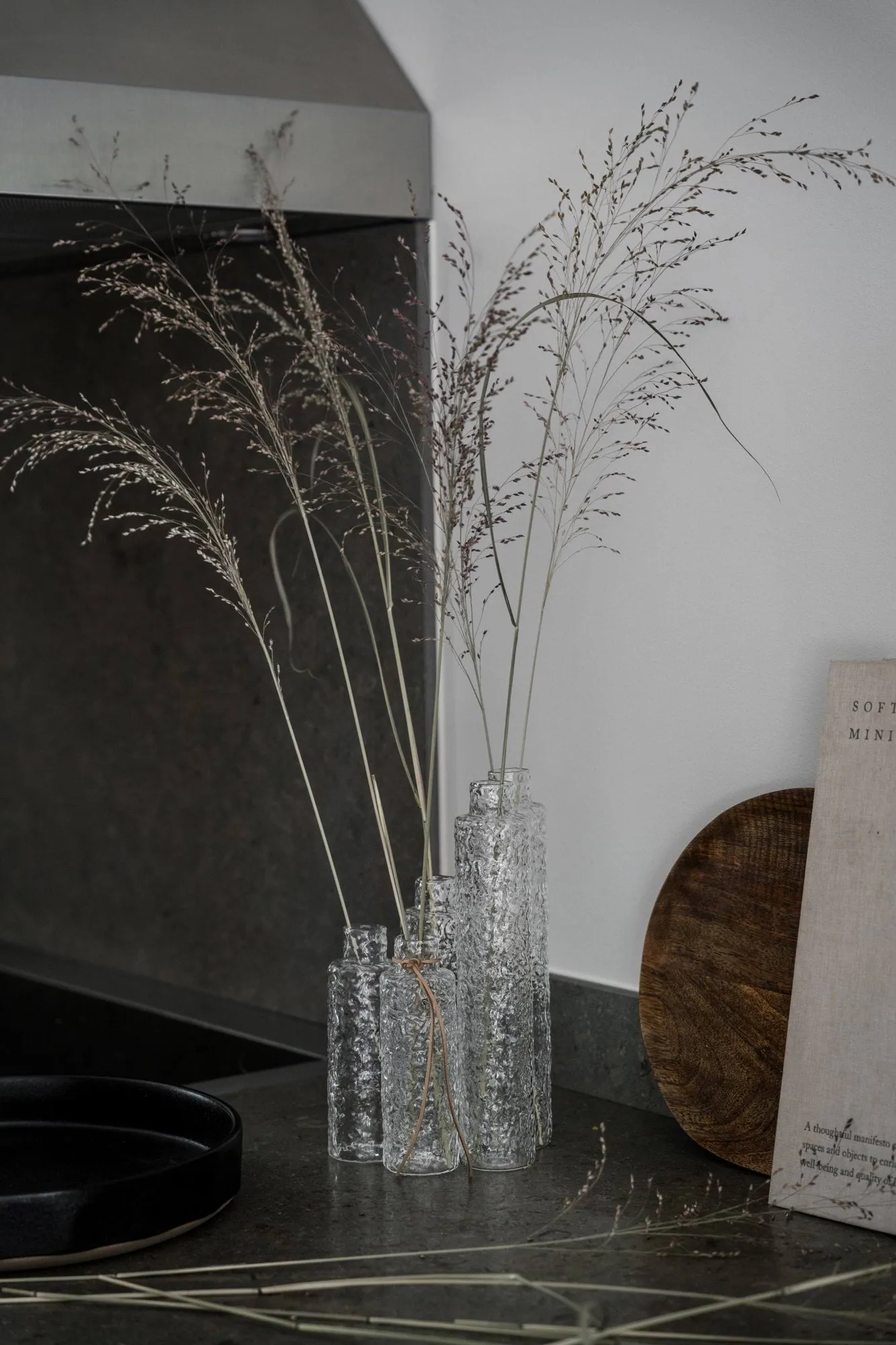 Ernst textured glass vase clear, Ø5x15 cm ERNST