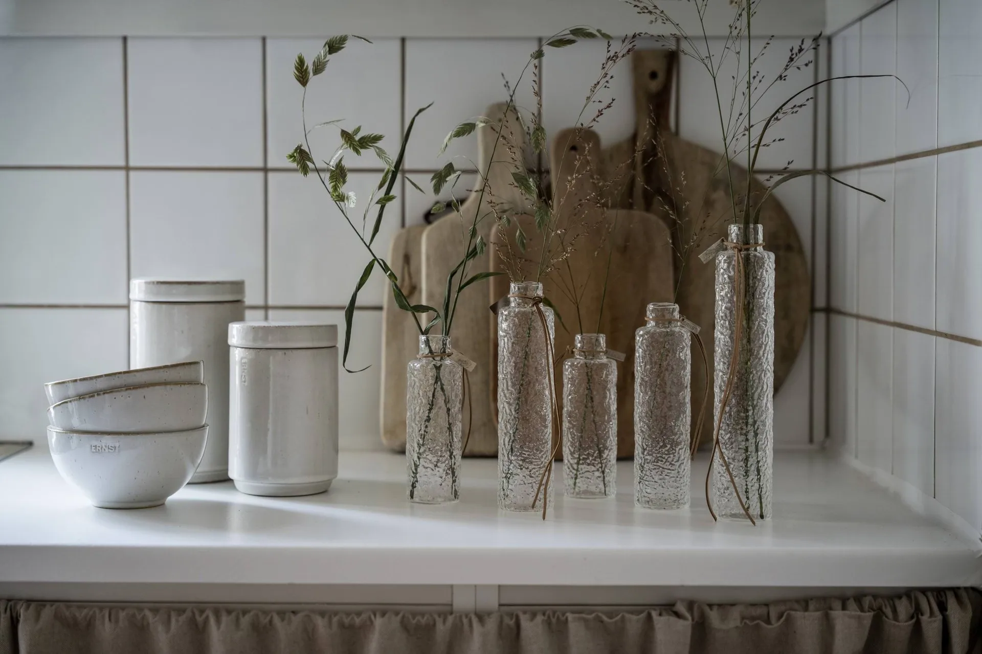 Ernst textured glass vase clear, Ø5x25 cm ERNST