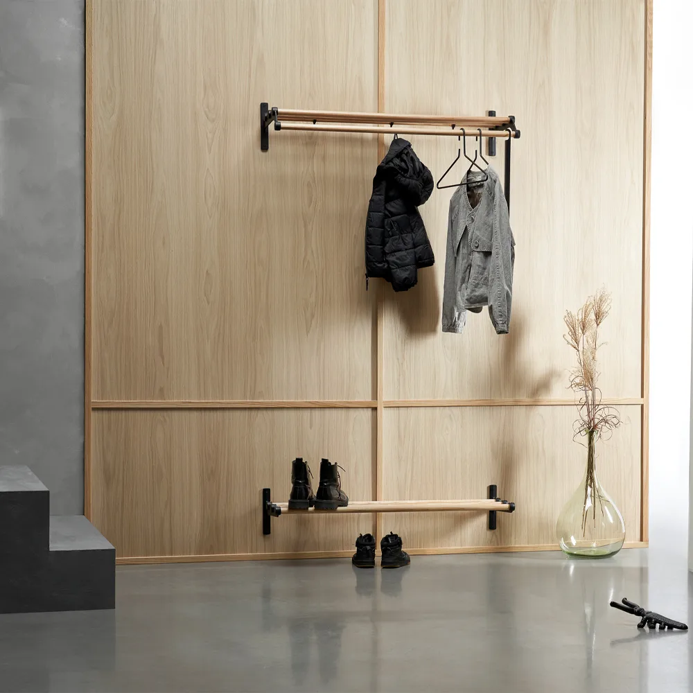 Nostalgi 291 hat shelf, Chrome, aluminium  Essem Design