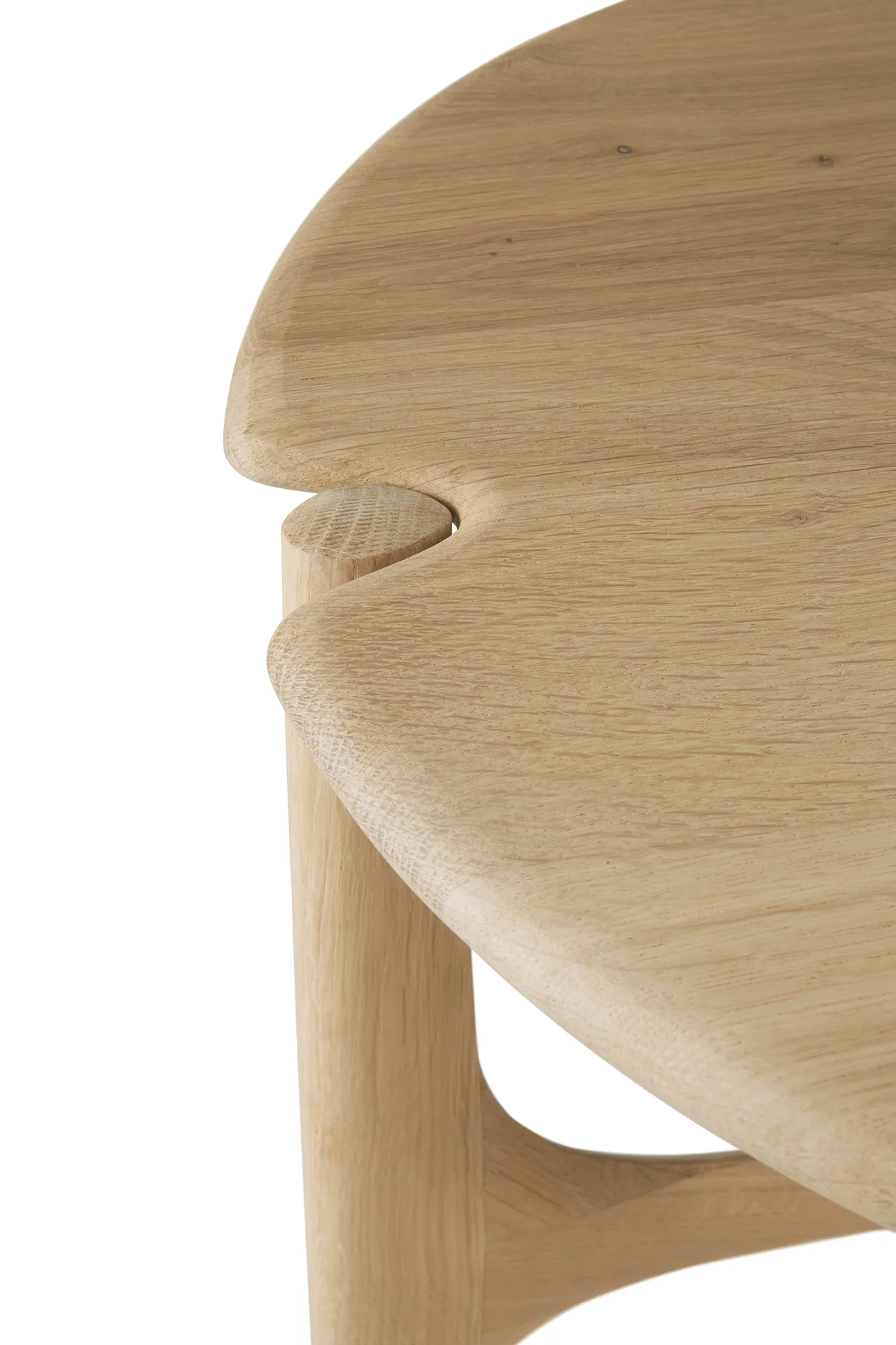 PI side table, Lacquered teak Ethnicraft