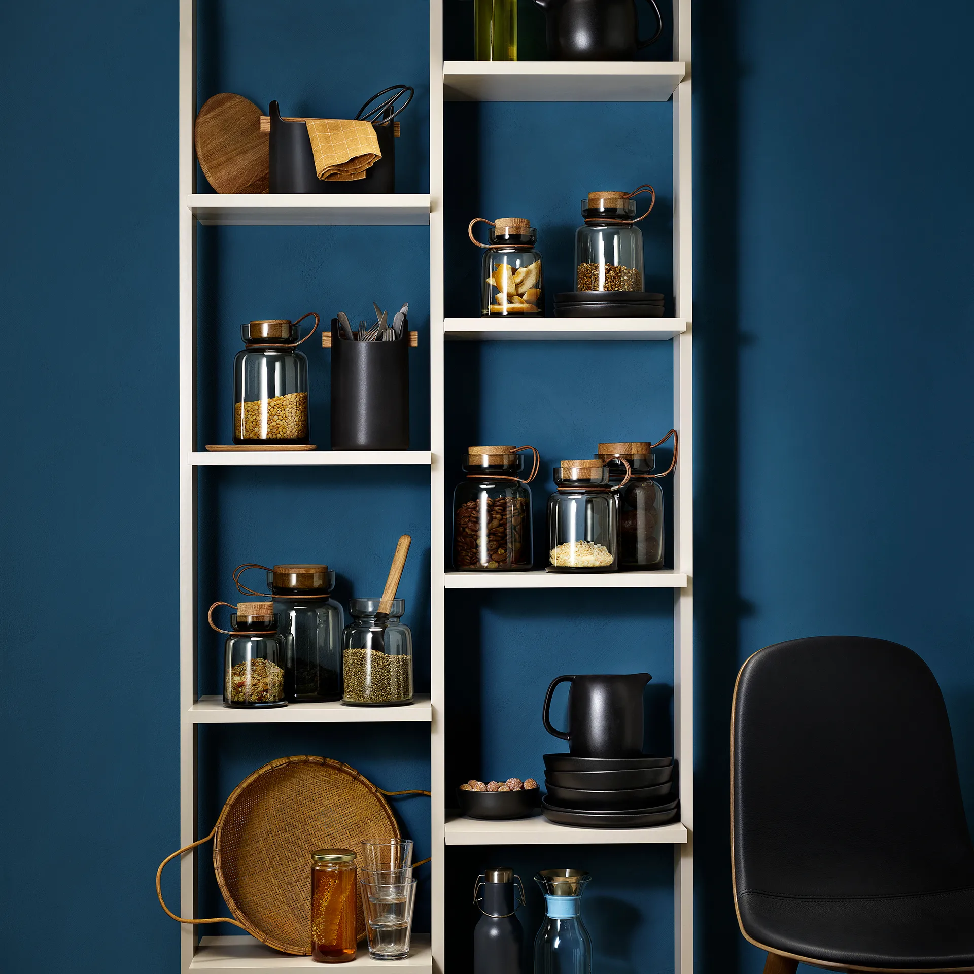 Silhouette storage jar smokey grey, 2 l Eva Solo