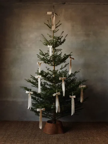 Drape braided tree skirt Christmas tree basket - Natural - Ferm Living