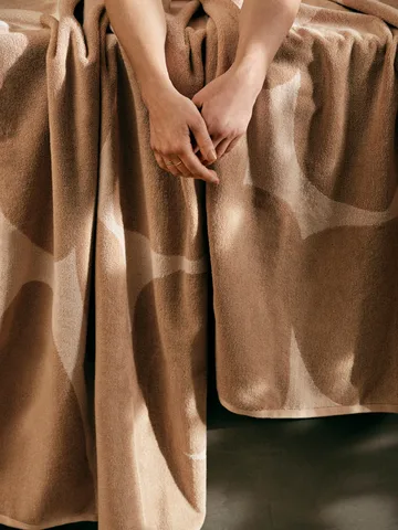 Ebb towel 50x100 cm - Sand, off-white - Ferm Living