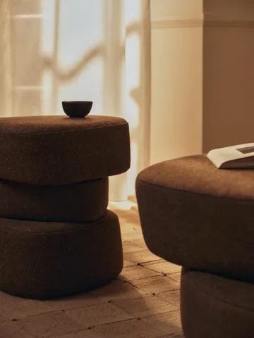 Plyo Staple pouf - Dark brown - Ferm Living