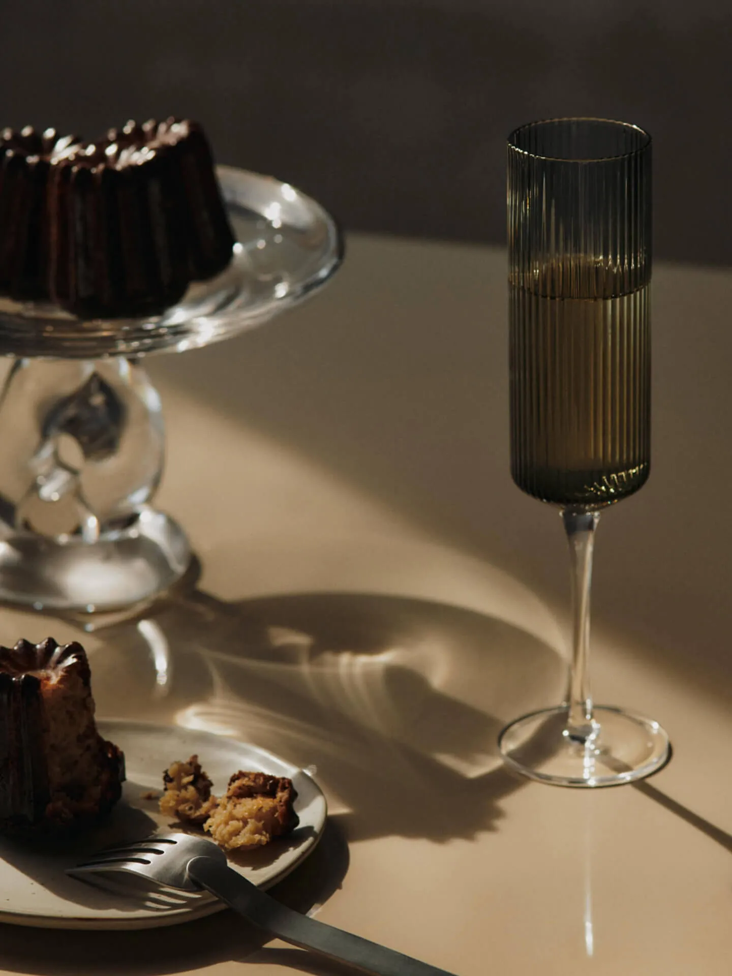 Ripple Champagne flutes champagne glasses 15 cl 2-pack, Smoked Grey Ferm Living
