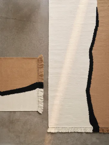 Soil Kelim walking mat - Dark sand-off white, 70x180 cm - Ferm Living