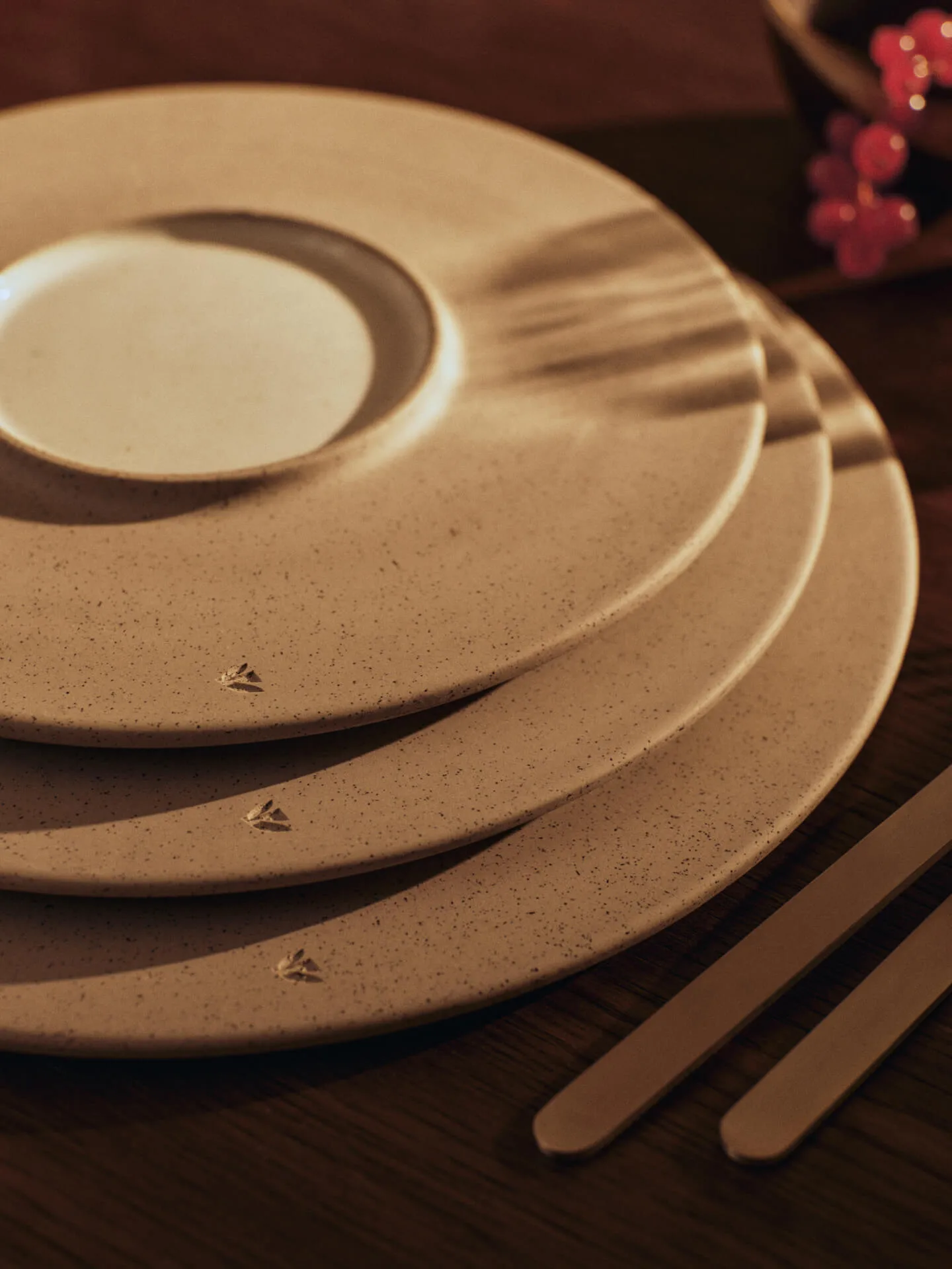 Sonae plate 2-pack, Grey-white, Ø22 cm Ferm Living