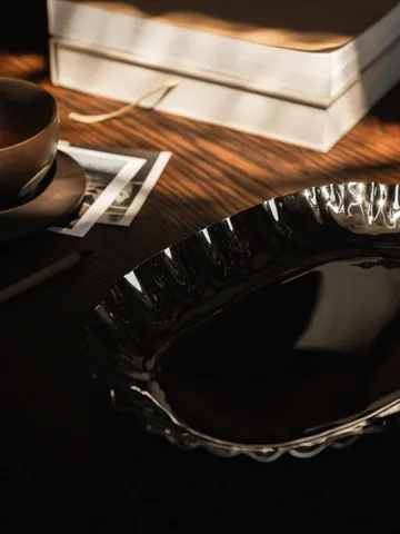 Tydra tray - Mirror polished, 20x28 cm - Ferm Living