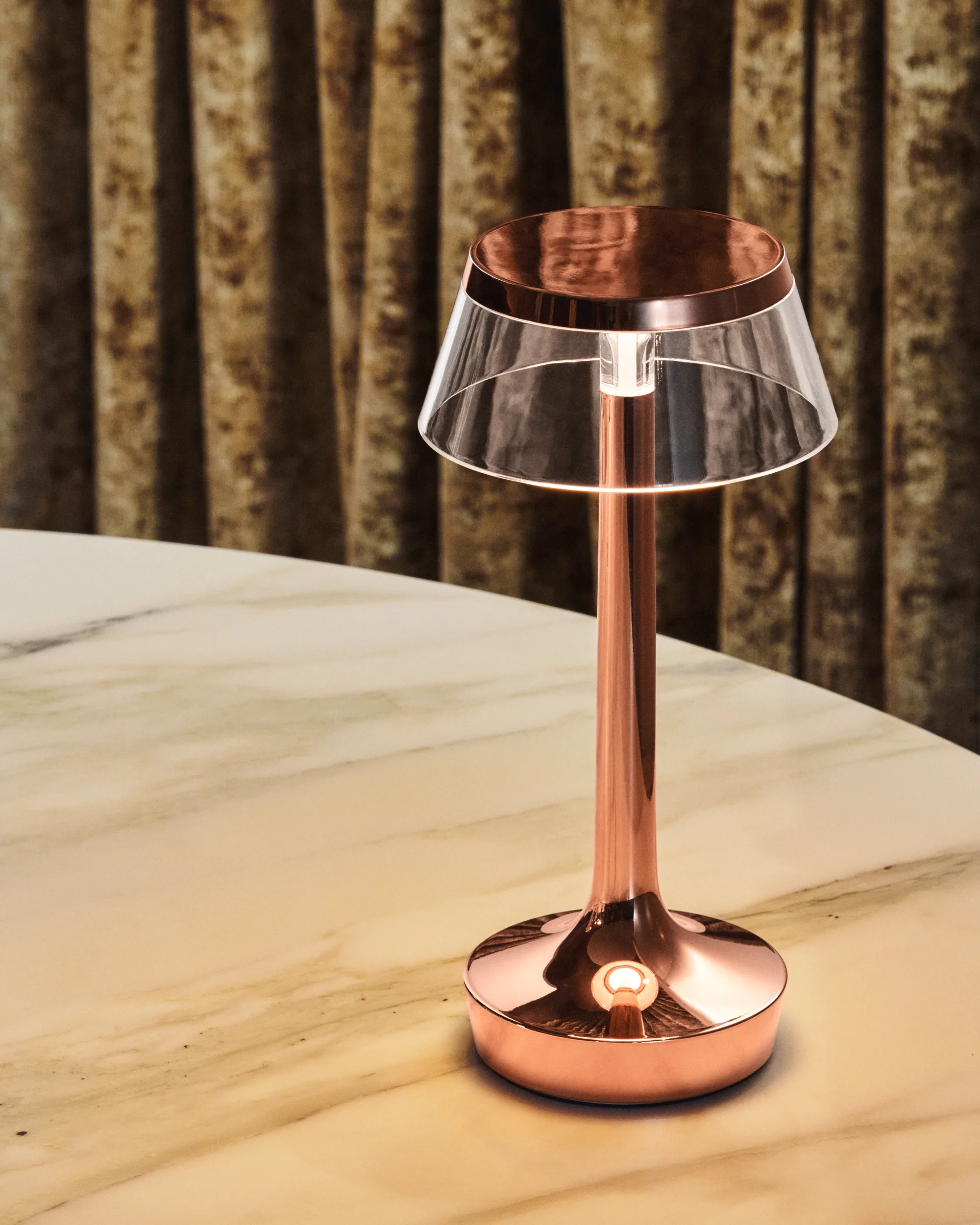 Bon Jour Unplugged table lamp, Copper Flos