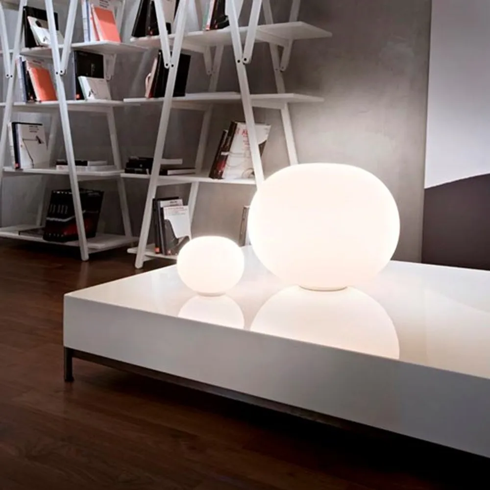 Glo-ball B1 table lamp, White opal glass Flos