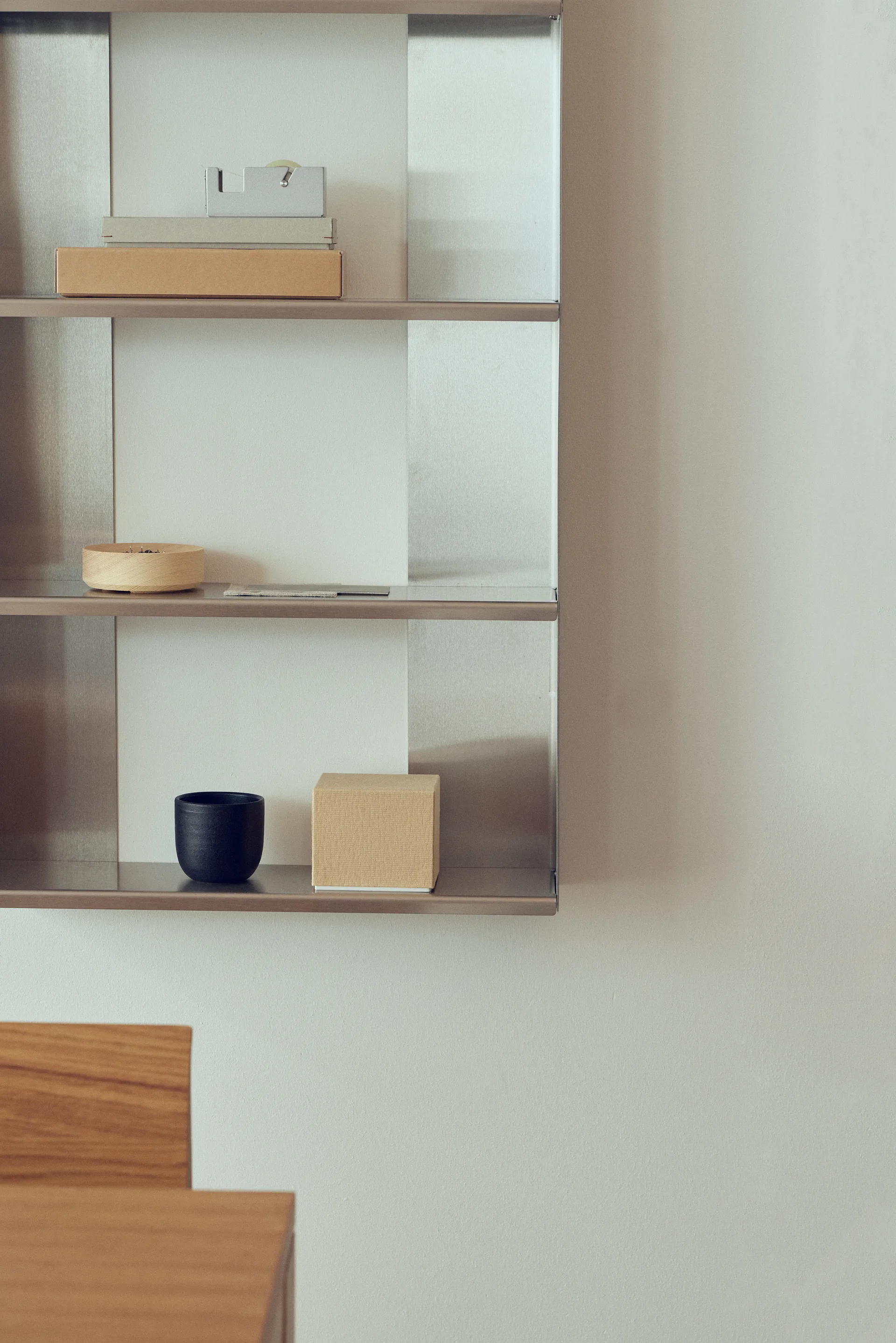 Taper wall shelf, Stainless steel, 50x98 cm Form & Refine