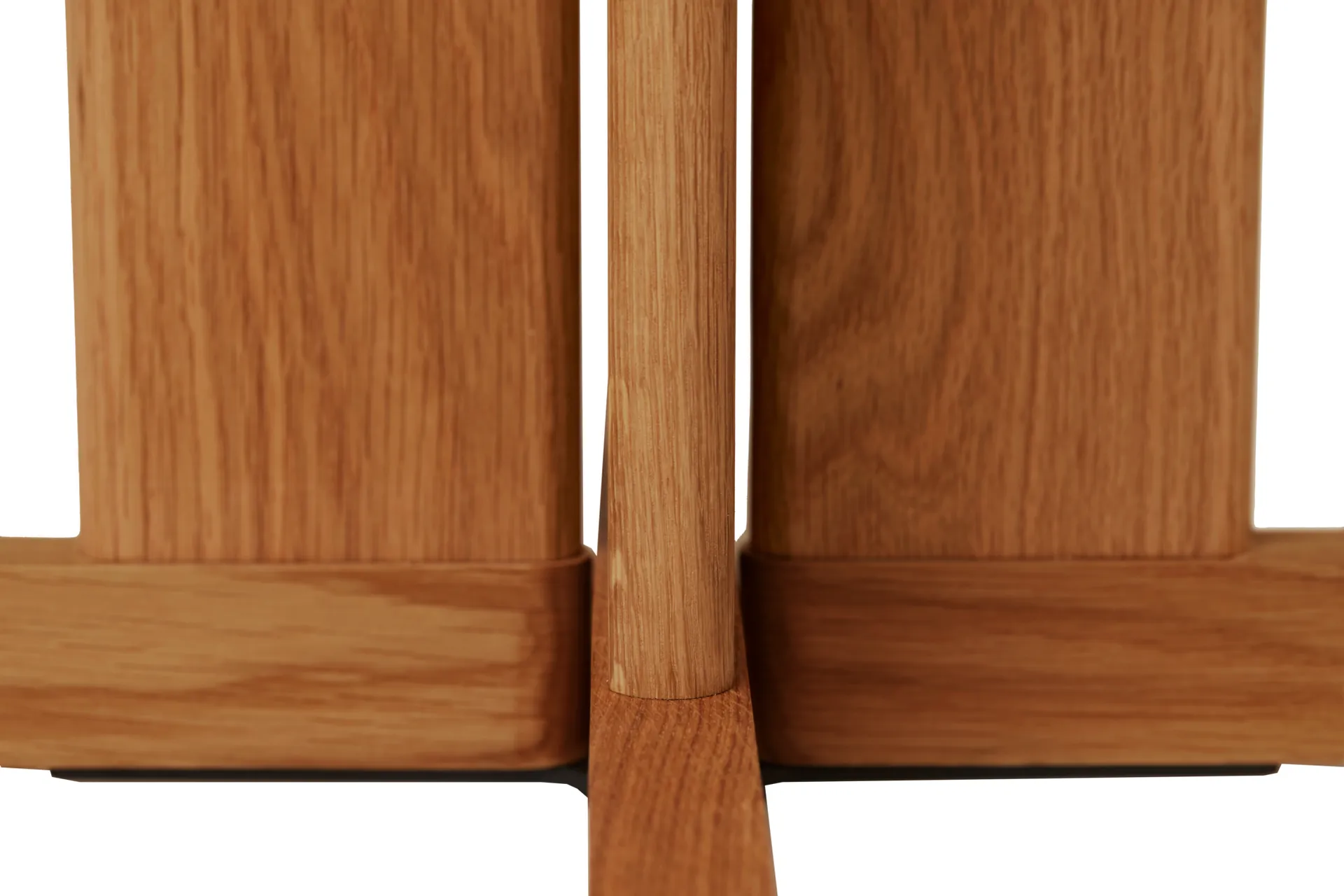 Trefoil dining table 68x68 cm, Oak Form & Refine
