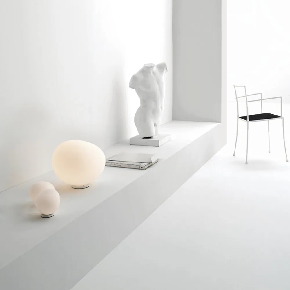 Poly Gregg X-Large table lamp, White Foscarini