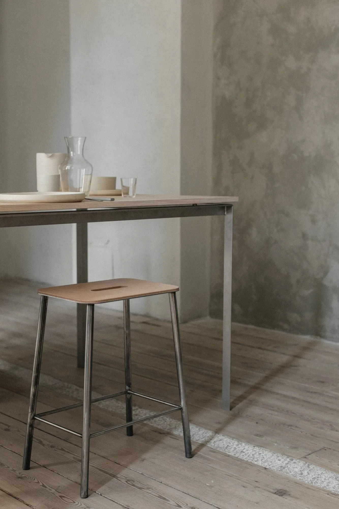 Adam stool, Raw steel-natural leather, H:50 cm FRAMA
