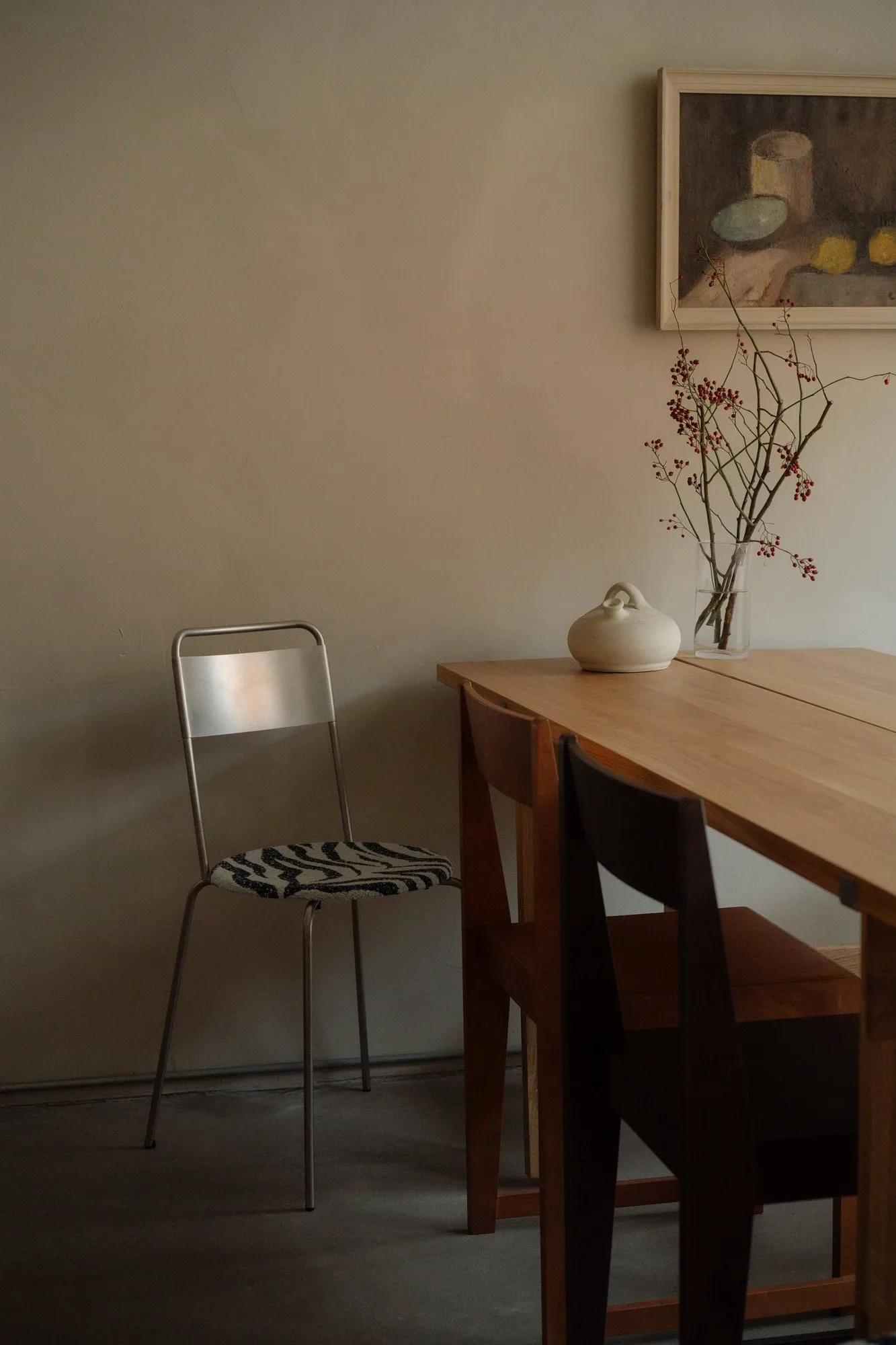 Petit Rond chair, Stainless steel-fabric Zebra FRAMA