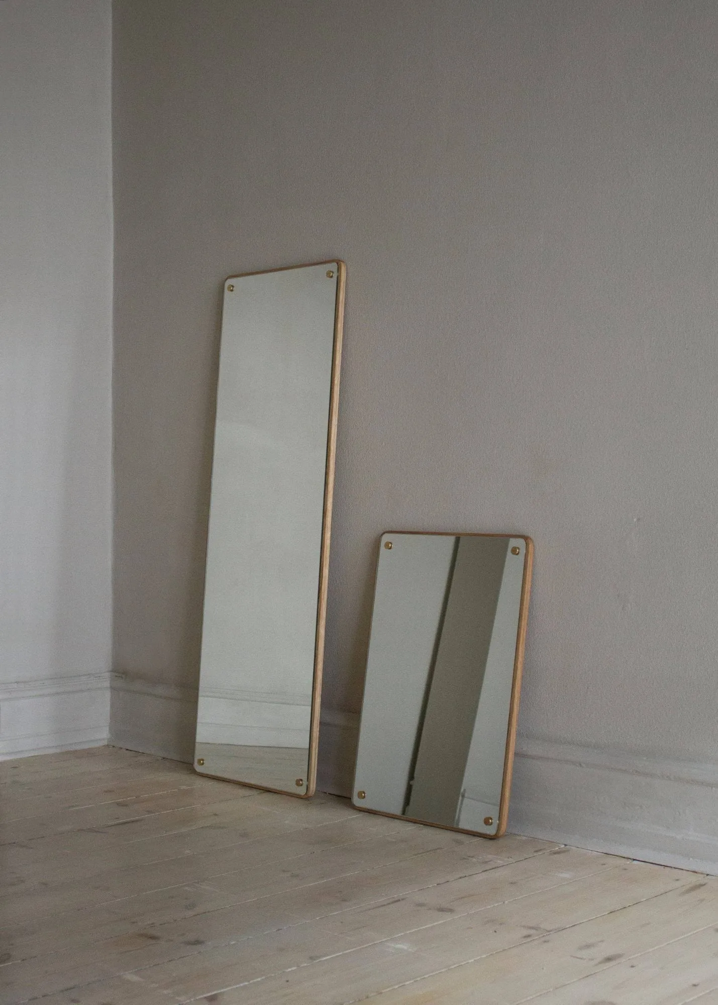 RM-1 Rectangular mirror, Oak, small, 58x40 cm FRAMA